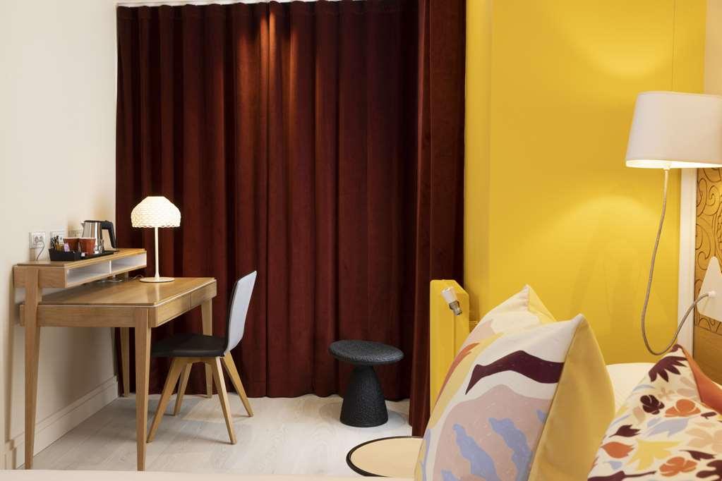 Hotel Elysees 8 Παρίσι Δωμάτιο φωτογραφία